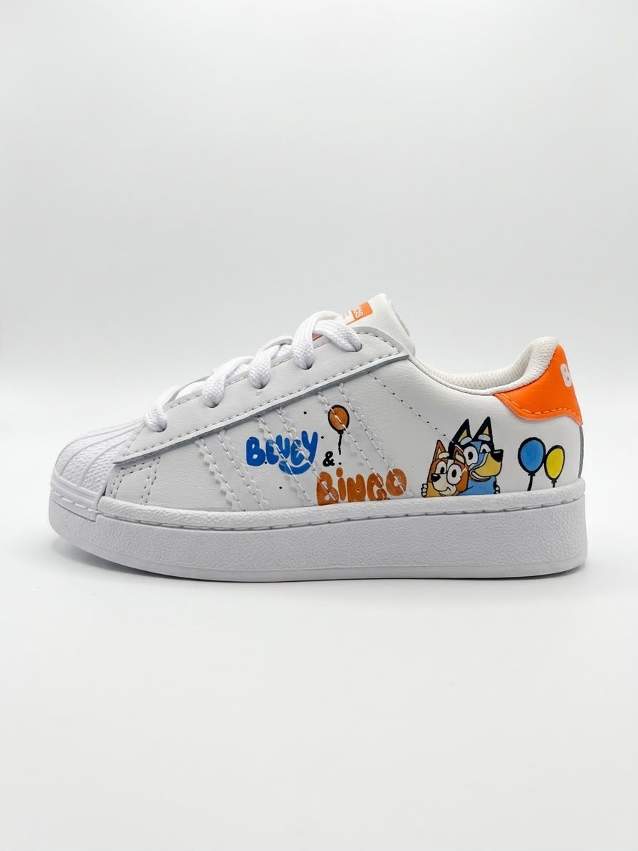 Superstar infantiles Bluey y Bingo blancos con detalles naranja